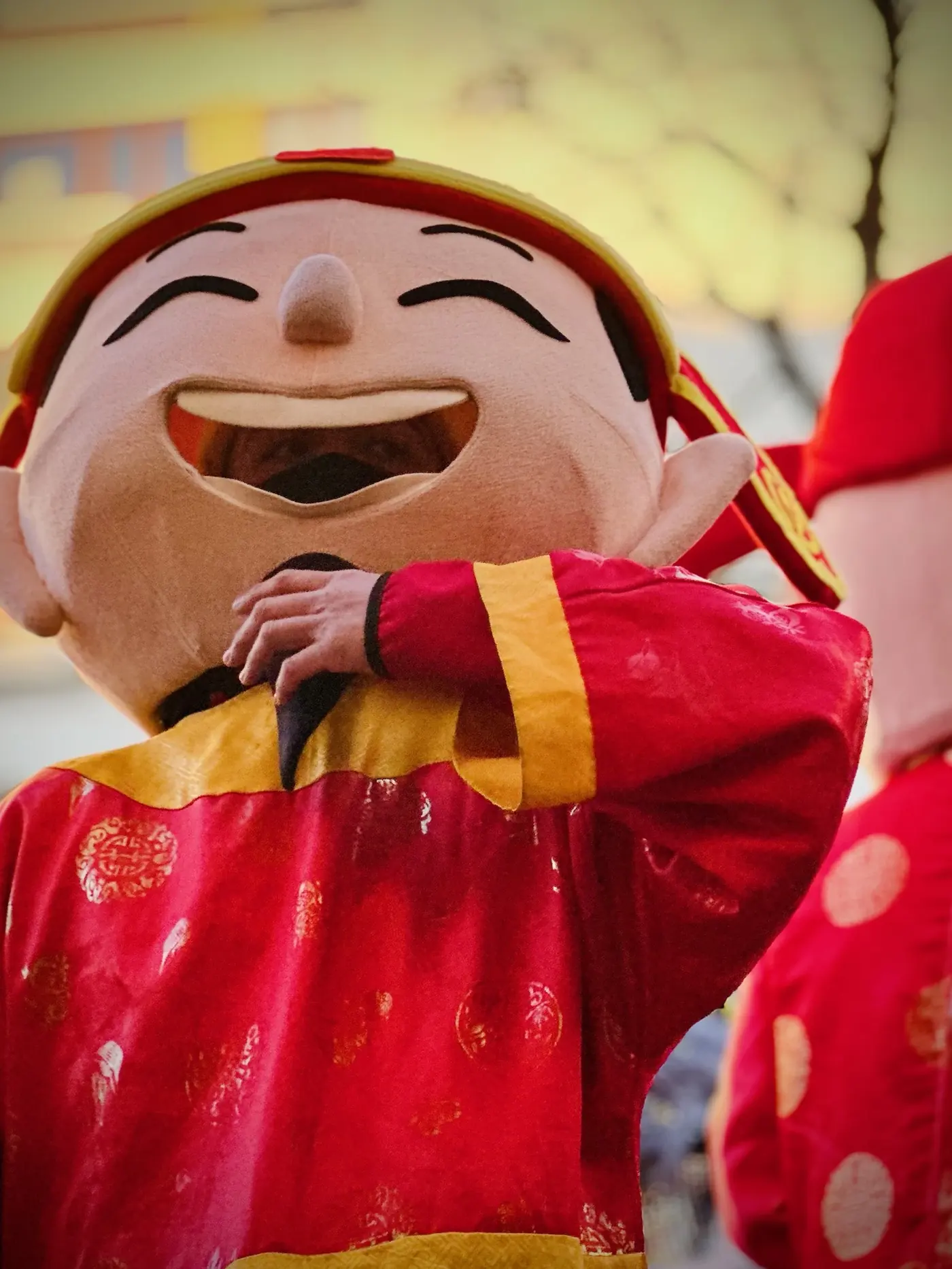 Mascotte 13AS — parade asiatique à Paris